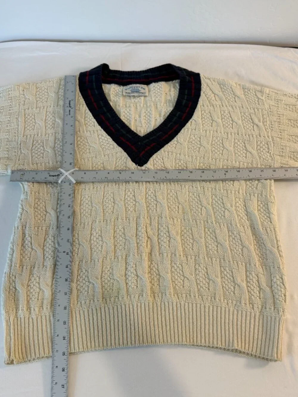 Vintage Hampton Bay Trading Co Cable Knit Sweater Mens L 100% Cotton USA V Neck